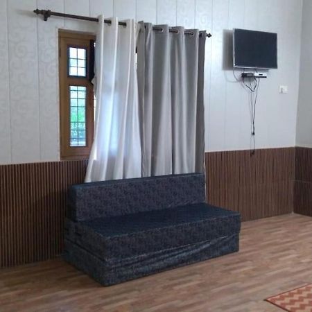 Karthik Resorts, Jeolikote Nainital Zewnętrze zdjęcie