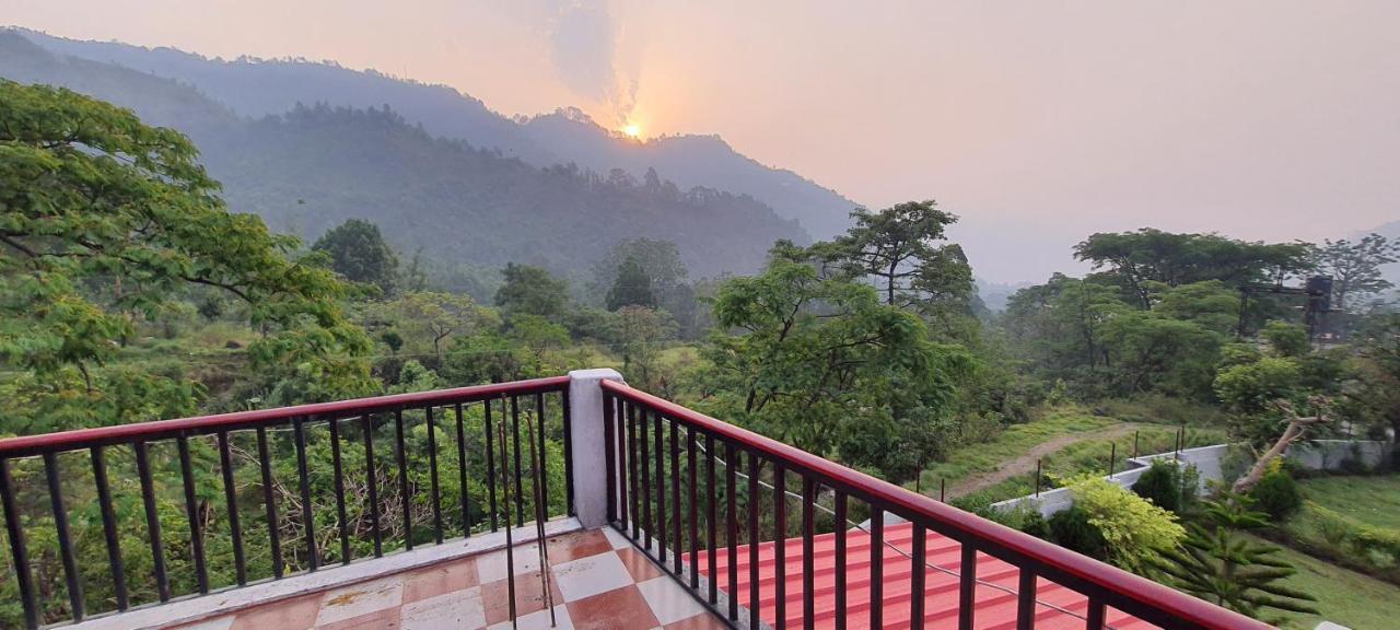 Karthik Resorts, Jeolikote Nainital Zewnętrze zdjęcie