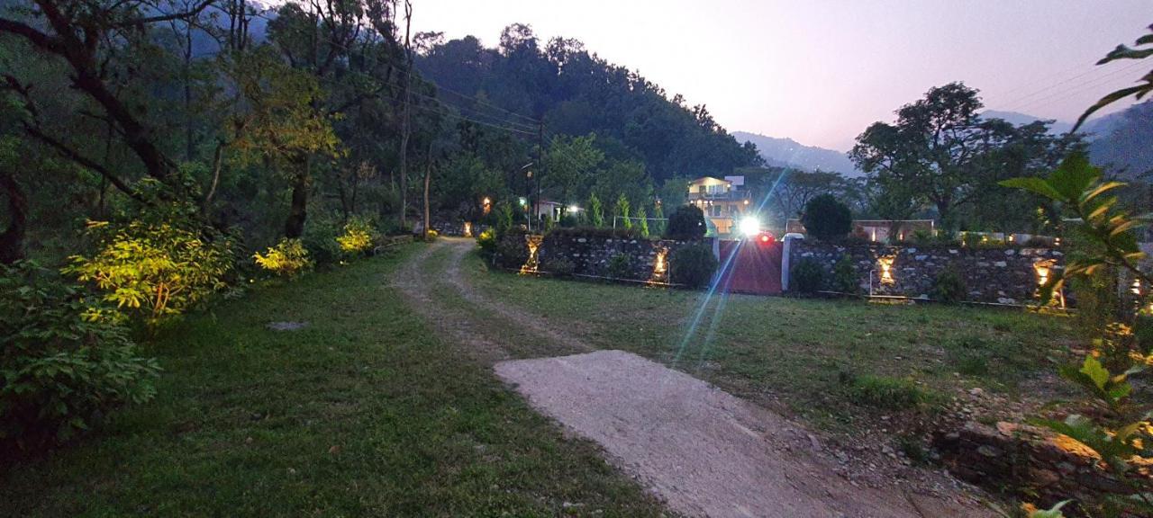 Karthik Resorts, Jeolikote Nainital Zewnętrze zdjęcie